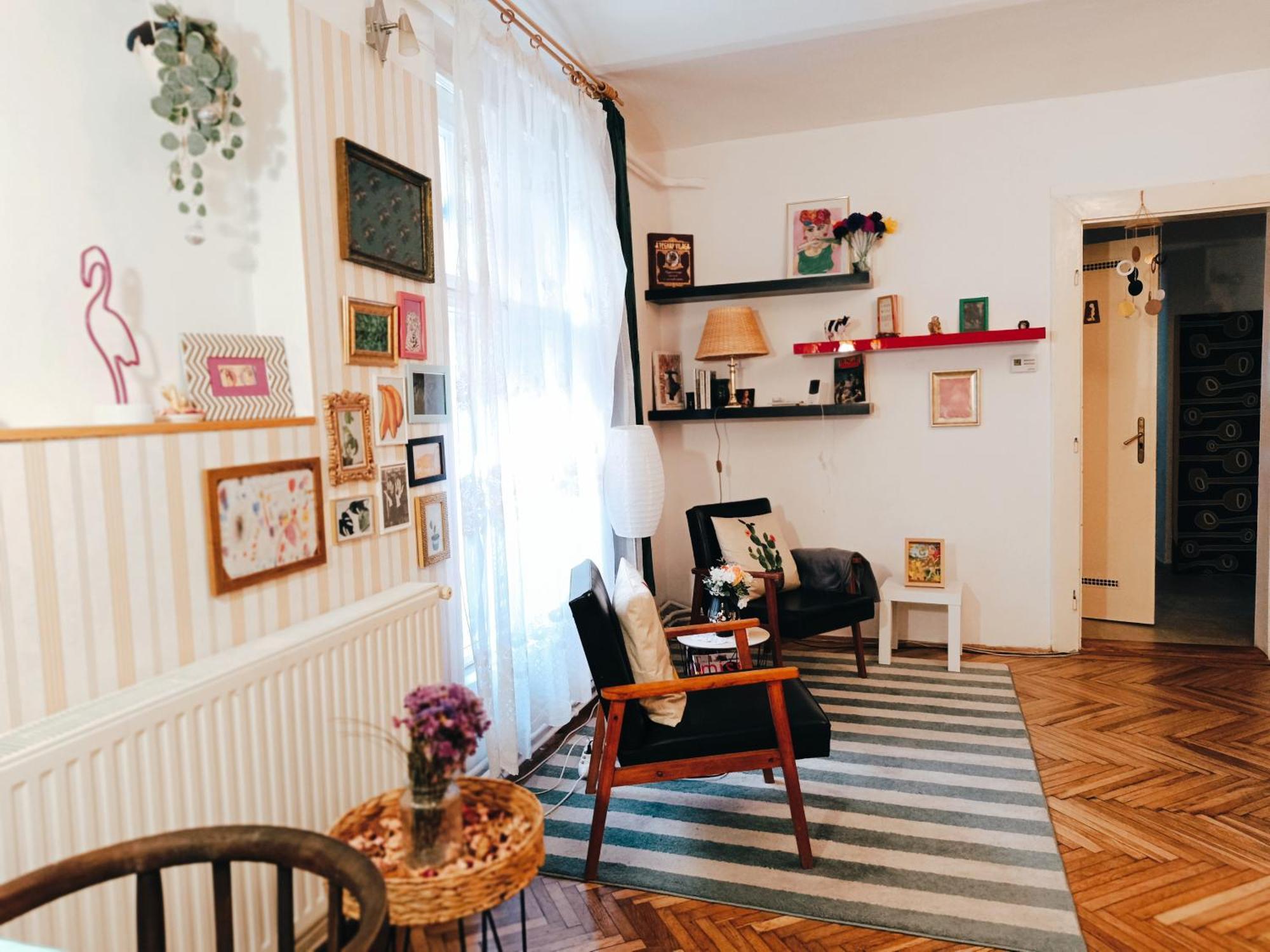 Flat In Historic Villa With Your Own Private Garden, Near City Park Budapeste Exterior foto
