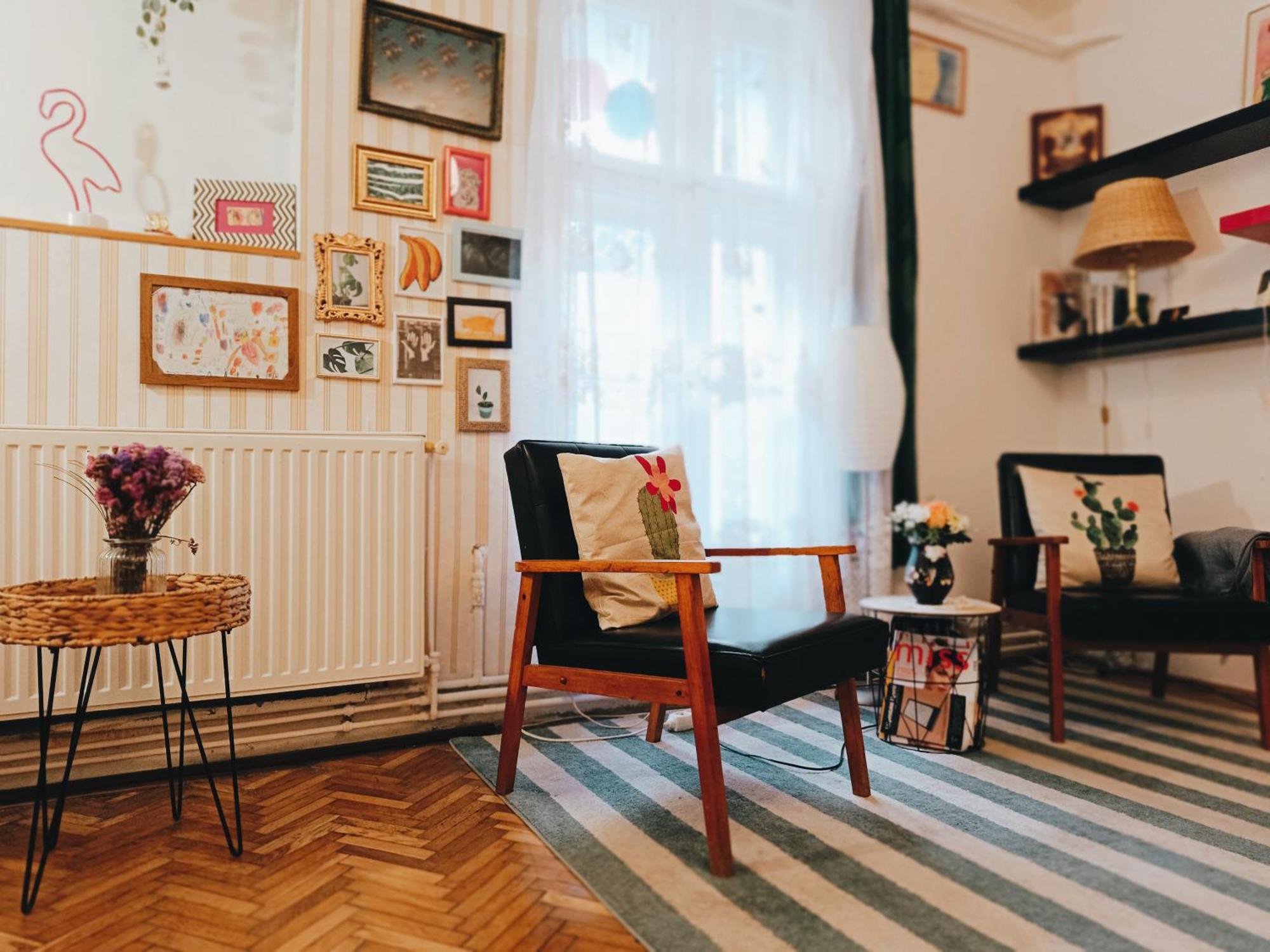 Flat In Historic Villa With Your Own Private Garden, Near City Park Budapeste Exterior foto