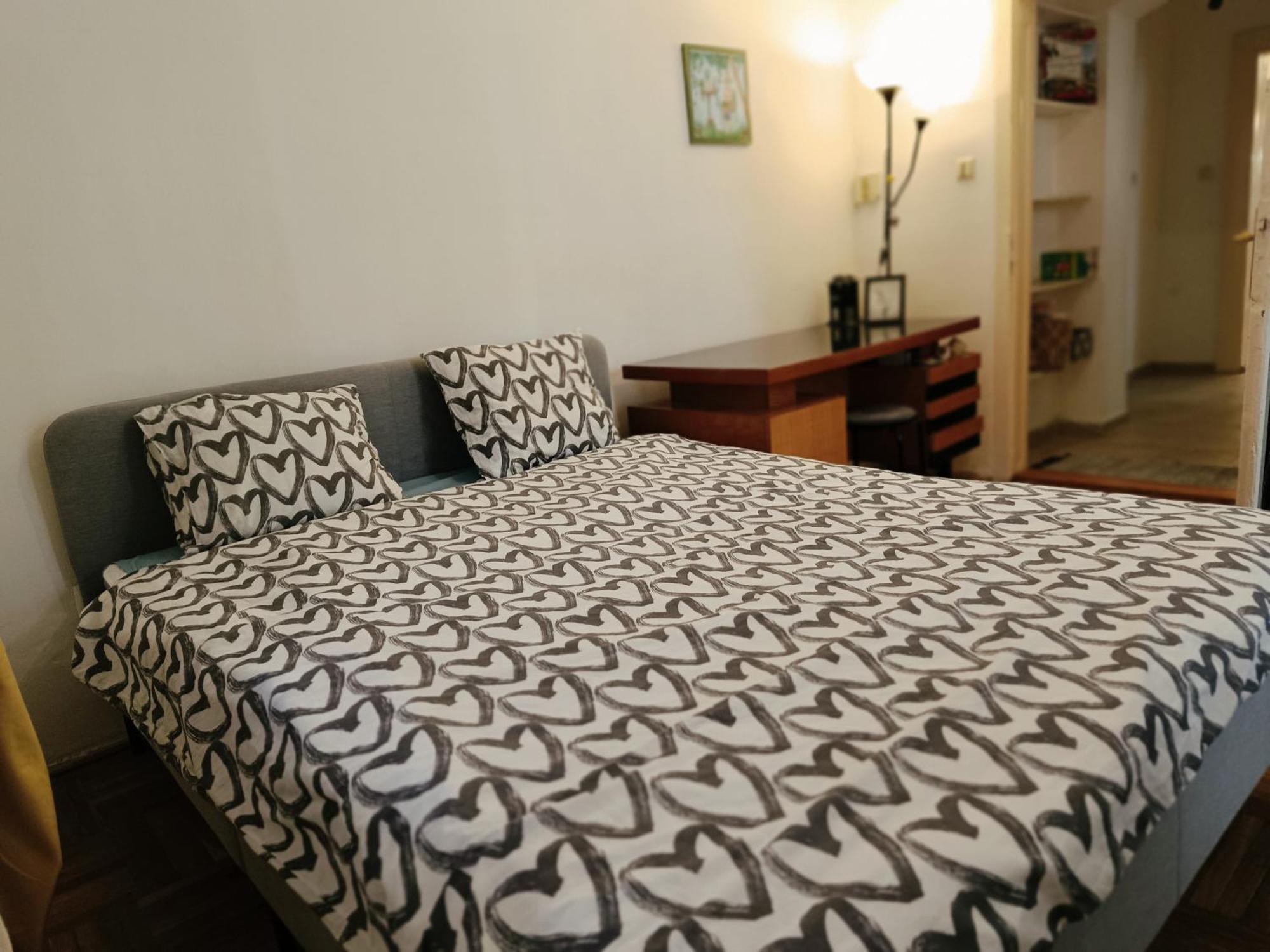 Flat In Historic Villa With Your Own Private Garden, Near City Park Budapeste Exterior foto